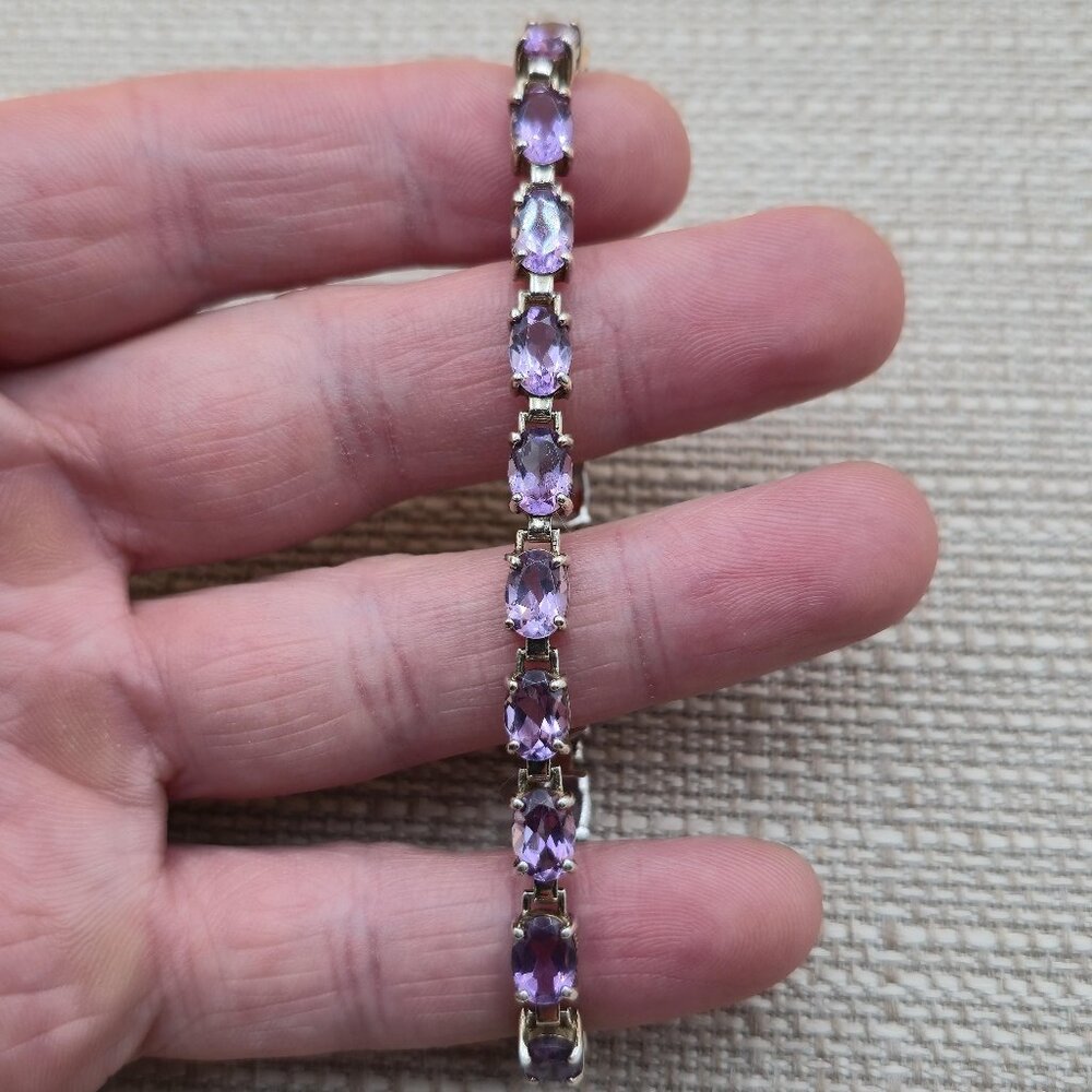 7 Inch Sterling Silver Many Oval Amethyst Gemstones Bracelet B707